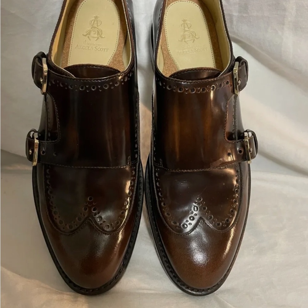 OFFICE OF ANGELA SCOTT. Size 40
